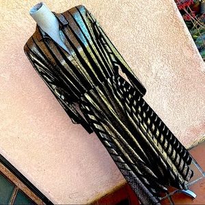 Elegant Black and Gold Maxi Dress